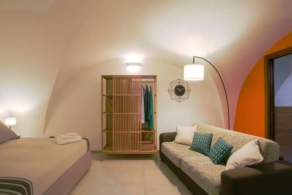 Appartamento Domus Midì - nel centro della città Bari Italia