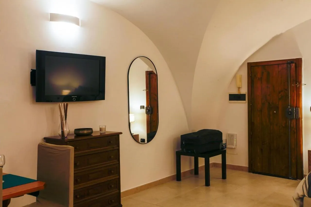 Domus Midi - Nel Centro Della Citta Apartment Bari 0*,  Italy